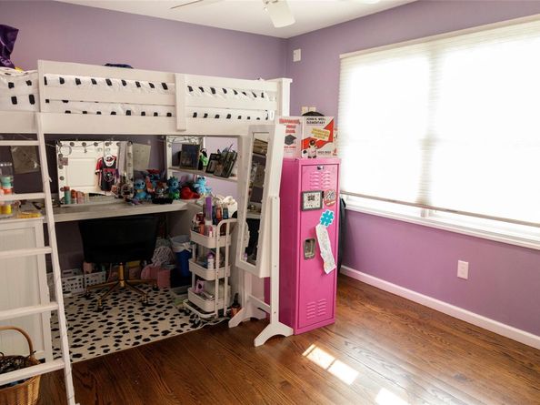 52 S Windhorst Avenue, Bethpage NY 11714