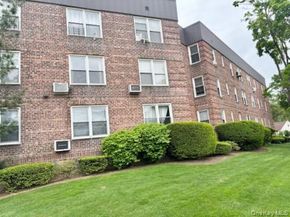 530 Dubois Avenue  2C, Valley Stream NY 11581