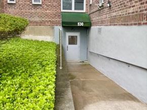 530 Dubois Avenue  2C, Valley Stream NY 11581