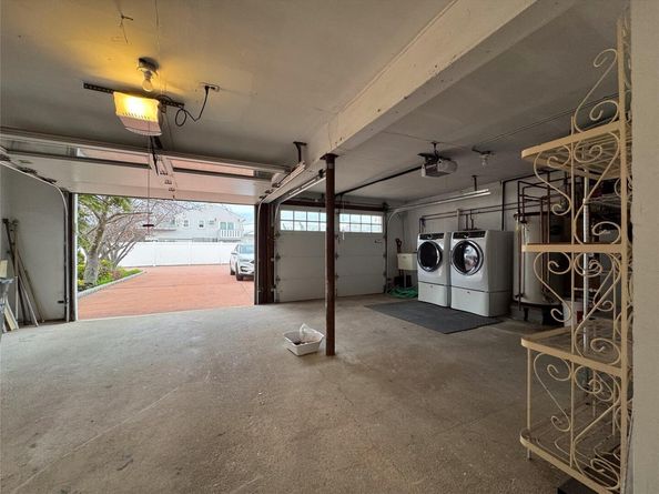 208 Block Lane, Harbor Isle NY 11558