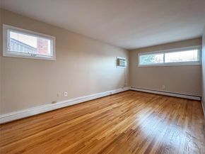 208 Block Lane, Harbor Isle NY 11558