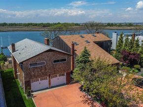 208 Block Lane, Harbor Isle NY 11558