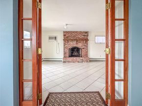208 Block Lane, Harbor Isle NY 11558