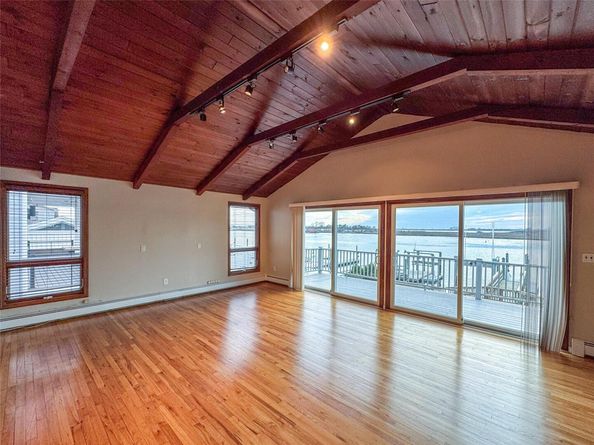 208 Block Lane, Harbor Isle NY 11558
