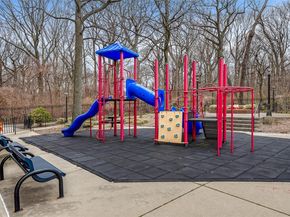 90-60 Union Turnpike 9E, Glendale NY 11385