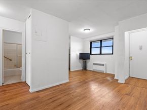 90-60 Union Turnpike 9E, Glendale NY 11385