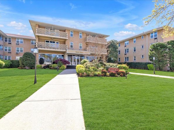 490 Atlantic 330, East Rockaway NY 11518