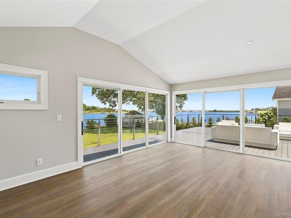 193 Holiday Boulevard, Center Moriches NY 11934