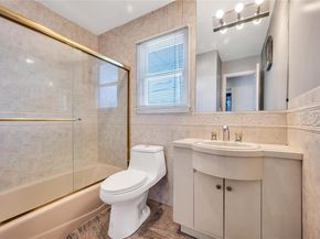 133 Wentworth Avenue, Albertson NY 11507
