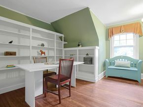 49 Overlook Circle, New Rochelle NY 10804