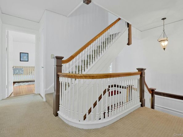 49 Overlook Circle, New Rochelle NY 10804