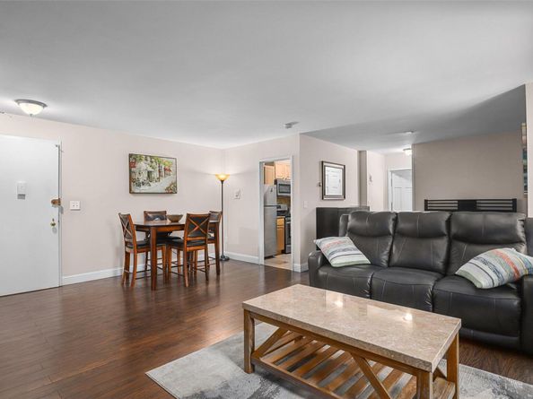 100 E Hartsdale Avenue 5AE, Hartsdale NY 10530