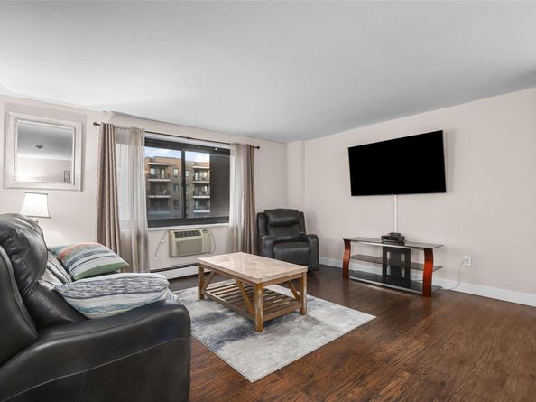 100 E Hartsdale Avenue 5AE, Hartsdale NY 10530