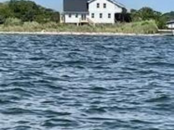 22 Rod Street, East Patchogue NY 11772