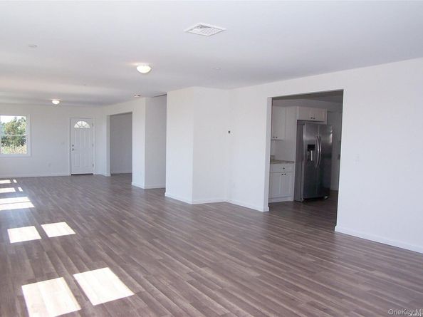 22 Rod Street, East Patchogue NY 11772