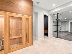 2524 Noyack Rd, Sag Harbor NY 11963