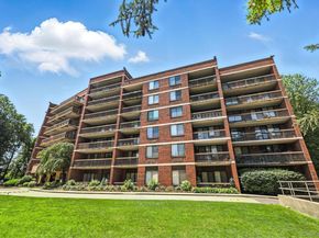 1374 Midland Avenue PH9, Bronxville NY 10708