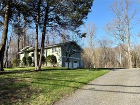110 Mahopac Avenue, Granite Springs NY 10527