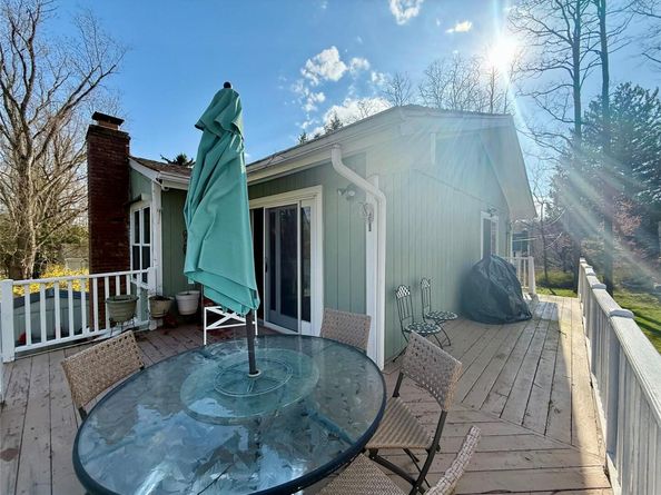 110 Mahopac Avenue, Granite Springs NY 10527