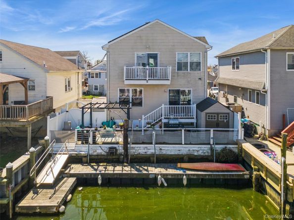 647 Lincoln Street, Baldwin Harbor NY 11510