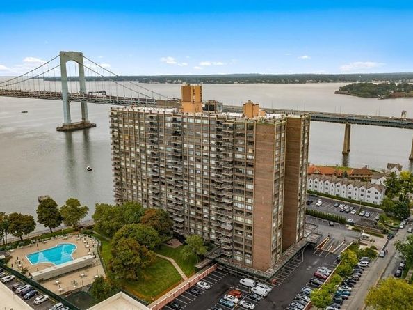 166-25 Powells Cove Boulevard 7E, Beechhurst NY 11357