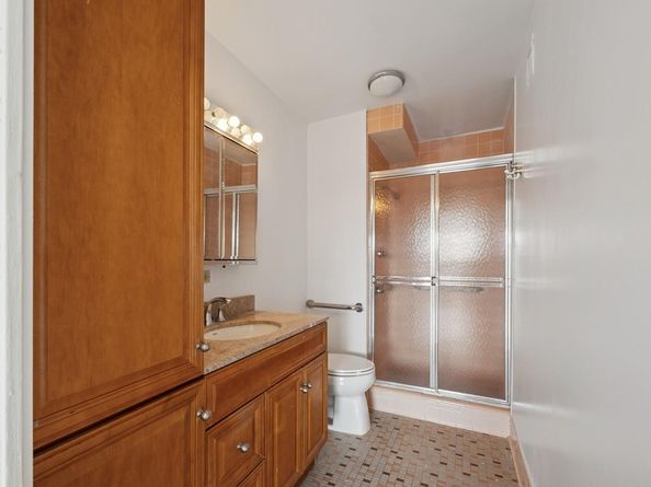 166-25 Powells Cove Boulevard 7E, Beechhurst NY 11357