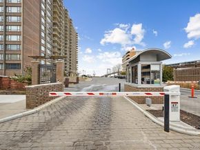 166-25 Powells Cove Boulevard 7E, Beechhurst NY 11357