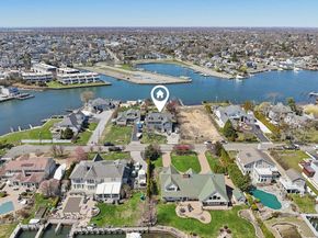 230 W Islip Road, West Islip NY 11795