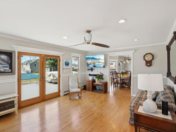 230 W Islip Road, West Islip NY 11795