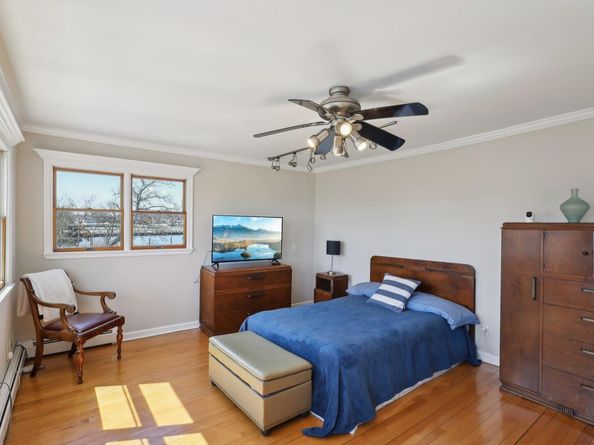 230 W Islip Road, West Islip NY 11795