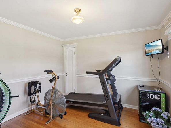 230 W Islip Road, West Islip NY 11795