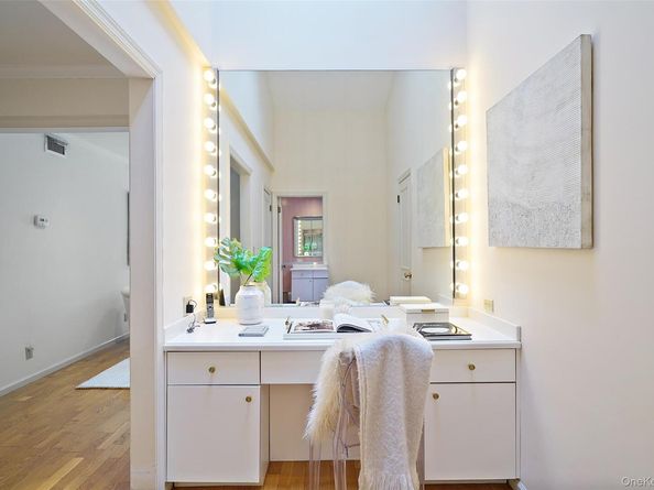 14 Lakeside Drive, Rye NY 10580