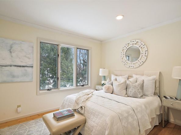 14 Lakeside Drive, Rye NY 10580