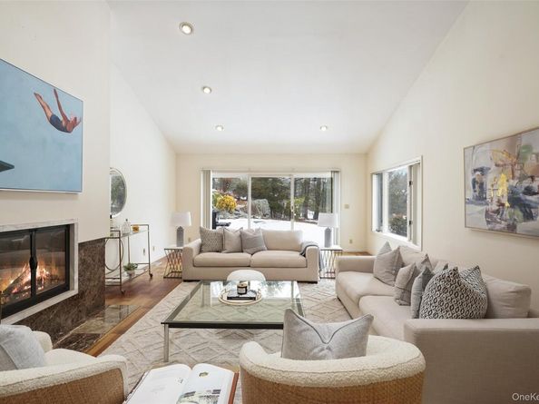 14 Lakeside Drive, Rye NY 10580