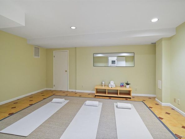 14 Lakeside Drive, Rye NY 10580