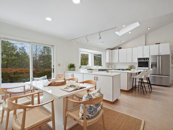 14 Lakeside Drive, Rye NY 10580
