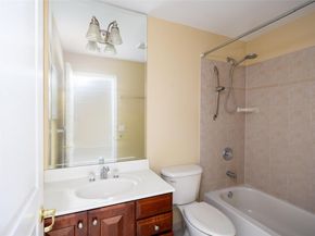 33 Avolet Court, Mount Sinai NY 11766