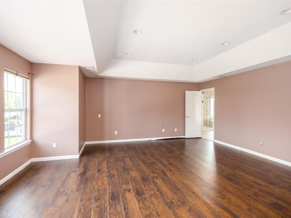 33 Avolet Court, Mount Sinai NY 11766