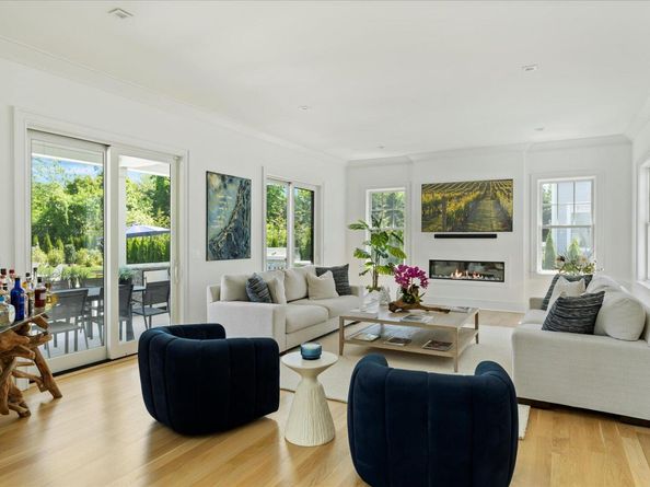 58 Country Club Drive, Southampton NY 11968