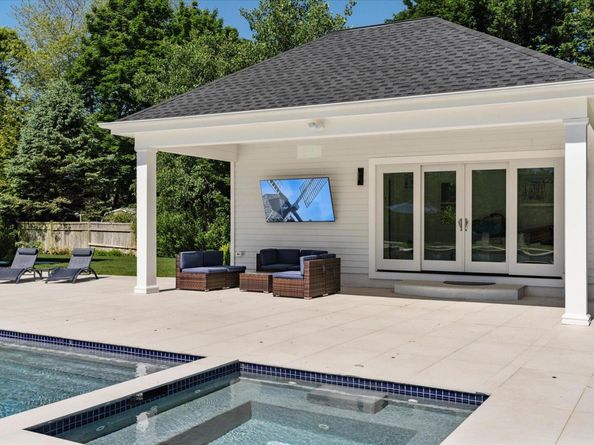 58 Country Club Drive, Southampton NY 11968
