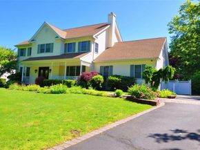 16 Dupont Court, Dix Hills NY 11746