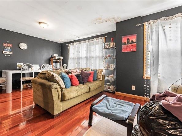977 E 179th Street, Bronx NY 10460