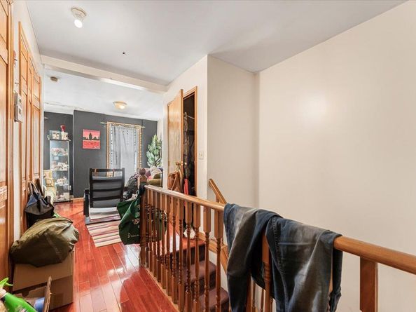 977 E 179th Street, Bronx NY 10460