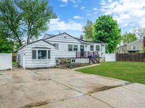 44 Juniper Street, Central Islip NY 11722
