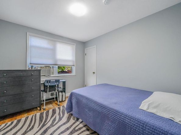 44 Juniper Street, Central Islip NY 11722
