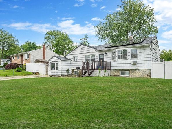 44 Juniper Street, Central Islip NY 11722