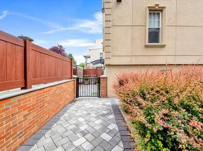 9 Hyatt Avenue, Yonkers NY 10704