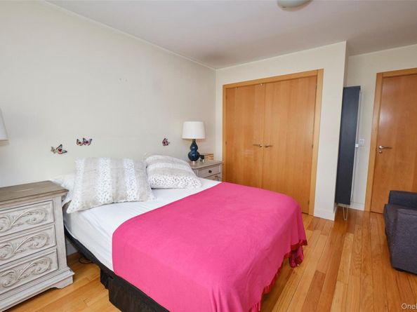 31-35 31st Street, Astoria NY 11106