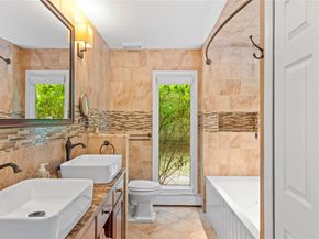 25 Cliff Road W, Wading River NY 11792