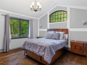 25 Cliff Road W, Wading River NY 11792